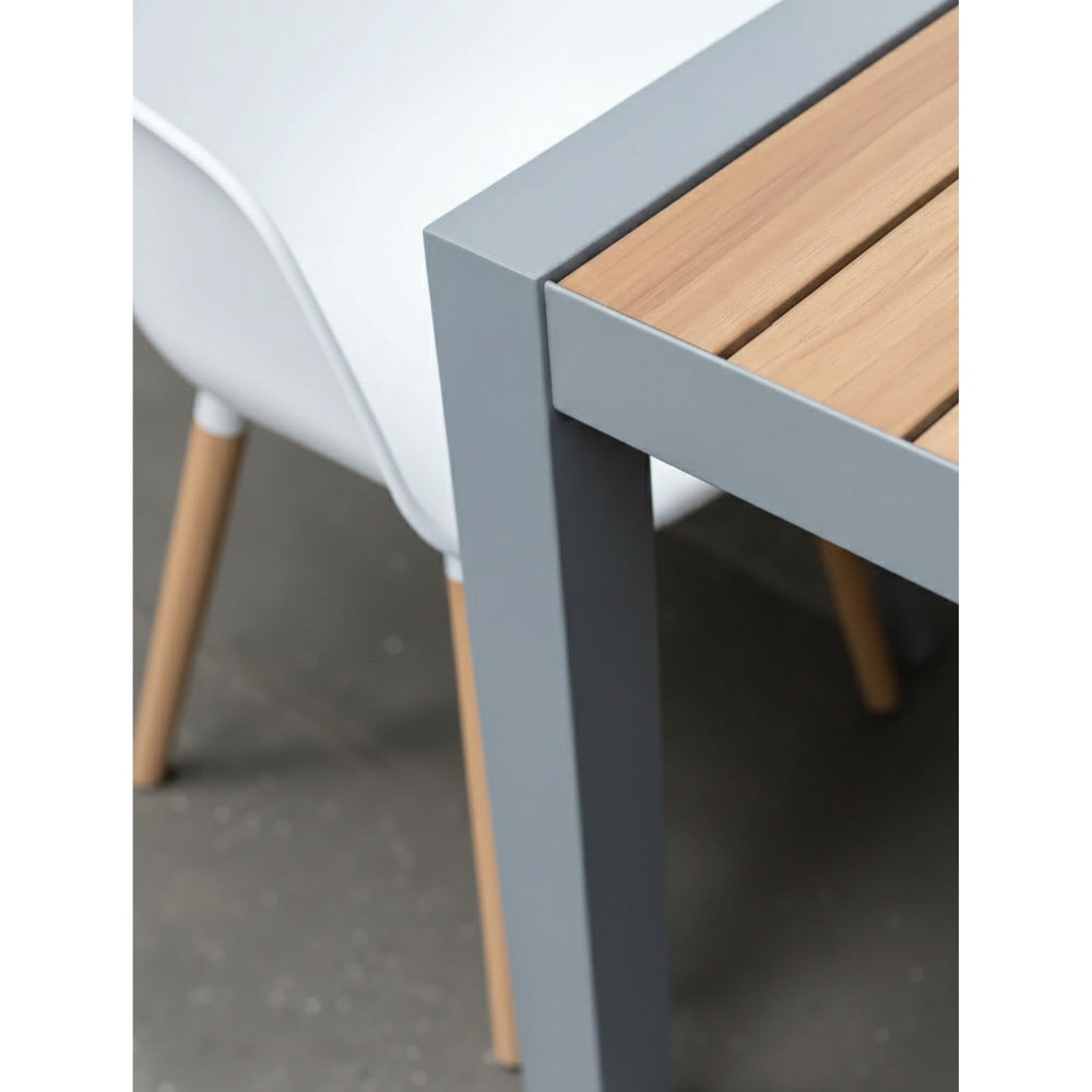 
                      
                        Set De Exterior Panamá Gris Con 6 Sillas Montmatre
                      
                    