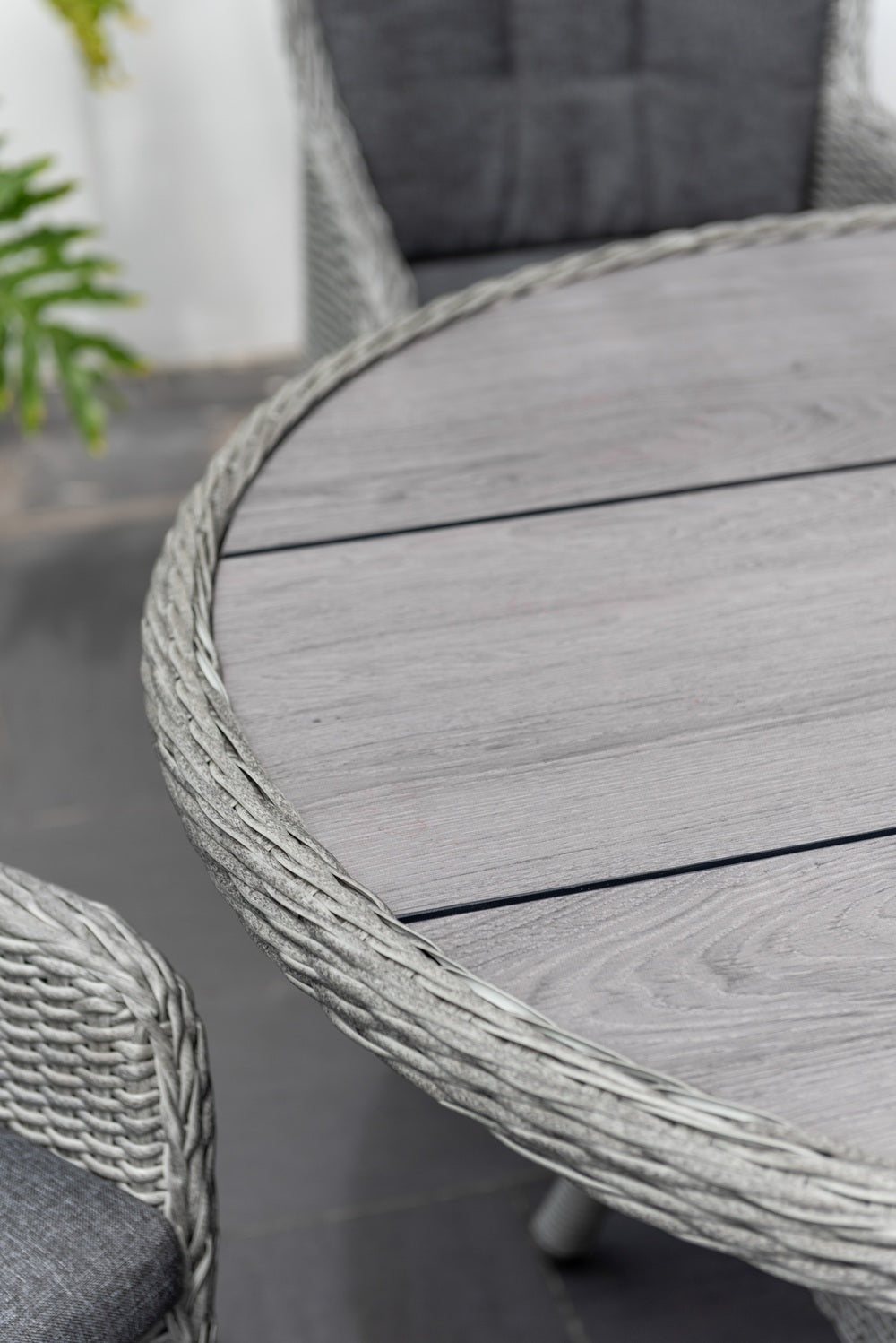 Mesa De Madera Oval Martinique