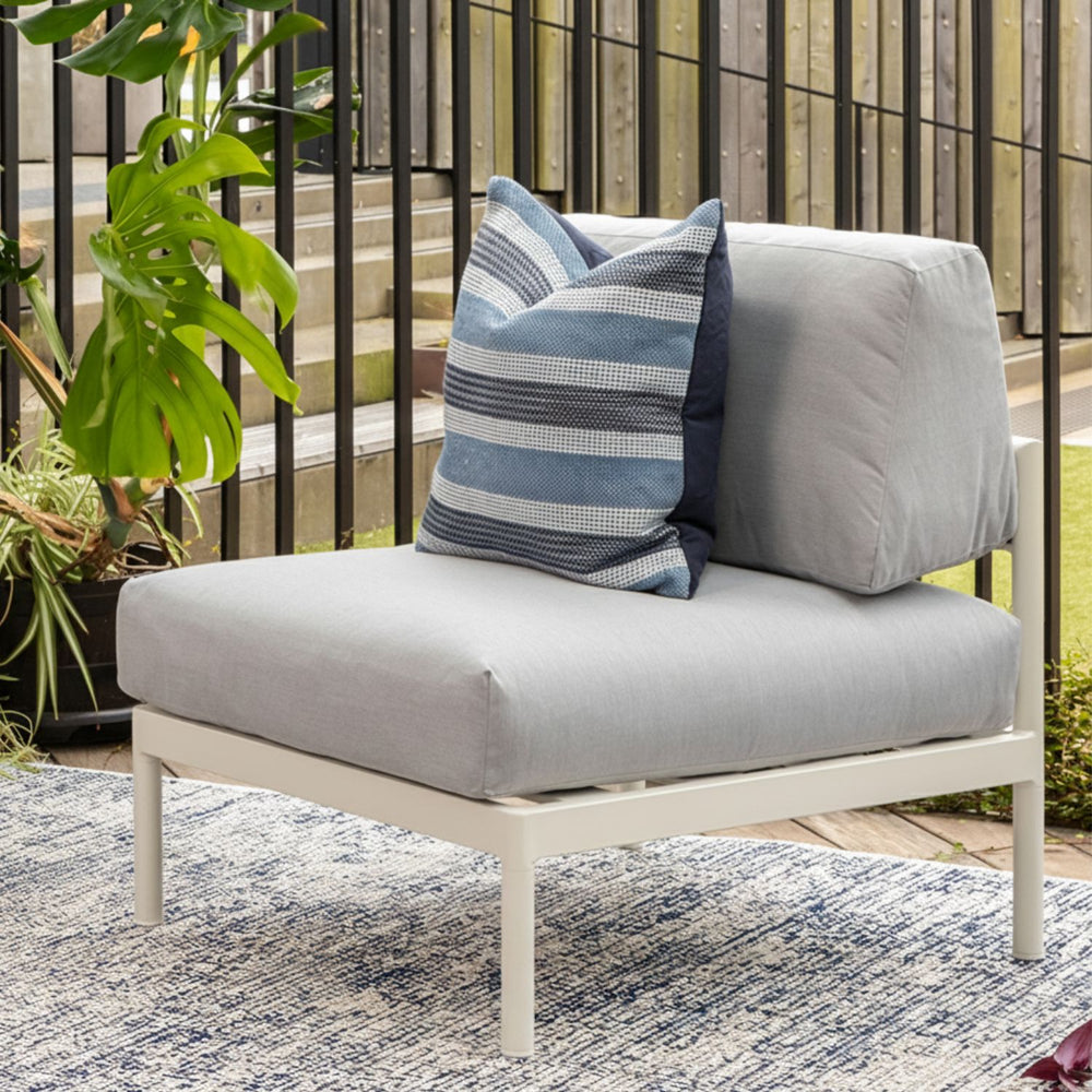 
                      
                        Set De Sofá Bryde x2 Unidades
                      
                    