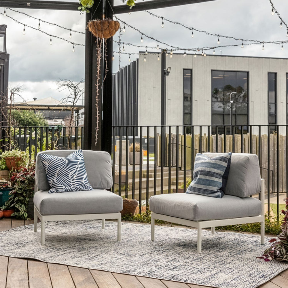 
                      
                        Set De Sofá Bryde x2 Unidades
                      
                    